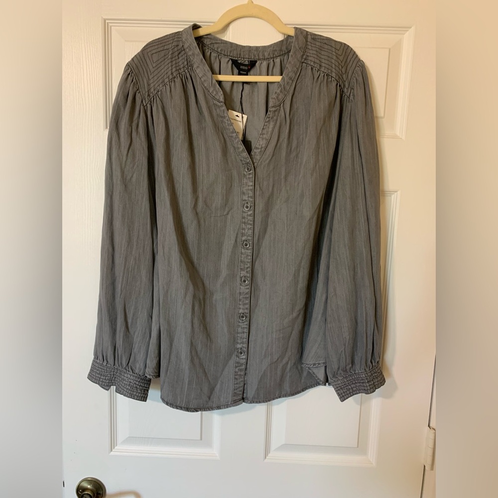 NWT Intro. Love the Fit Button‎ Front Top Plus Size 3X Storm Gray Boho Casual